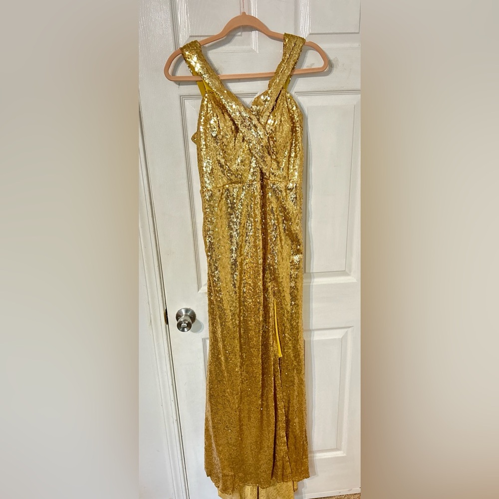Gold Sequin Embellished Sleeveless Gown